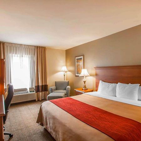 Quality Inn & Suites Germantown North Buitenkant foto