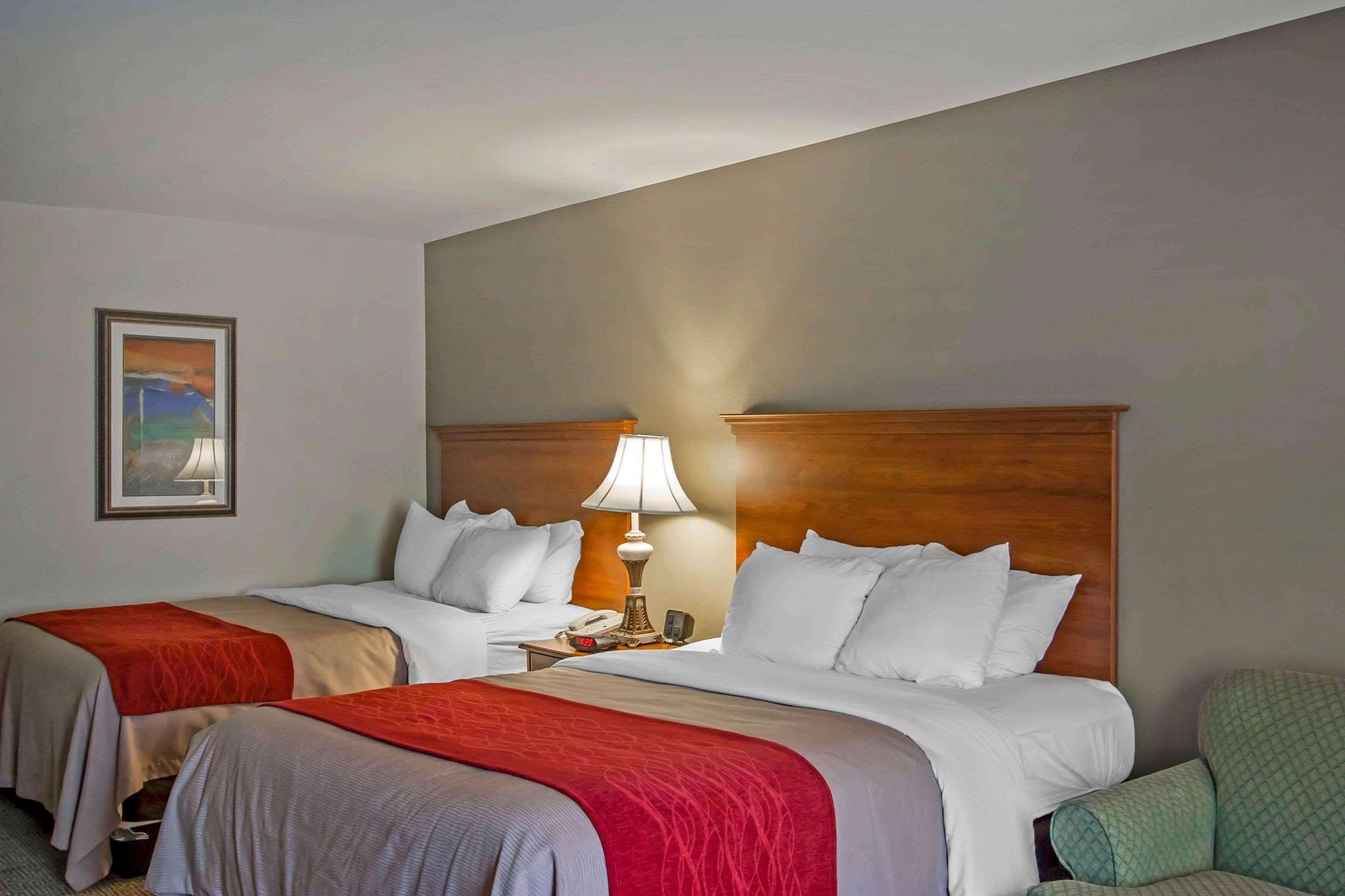 Quality Inn & Suites Germantown North Buitenkant foto