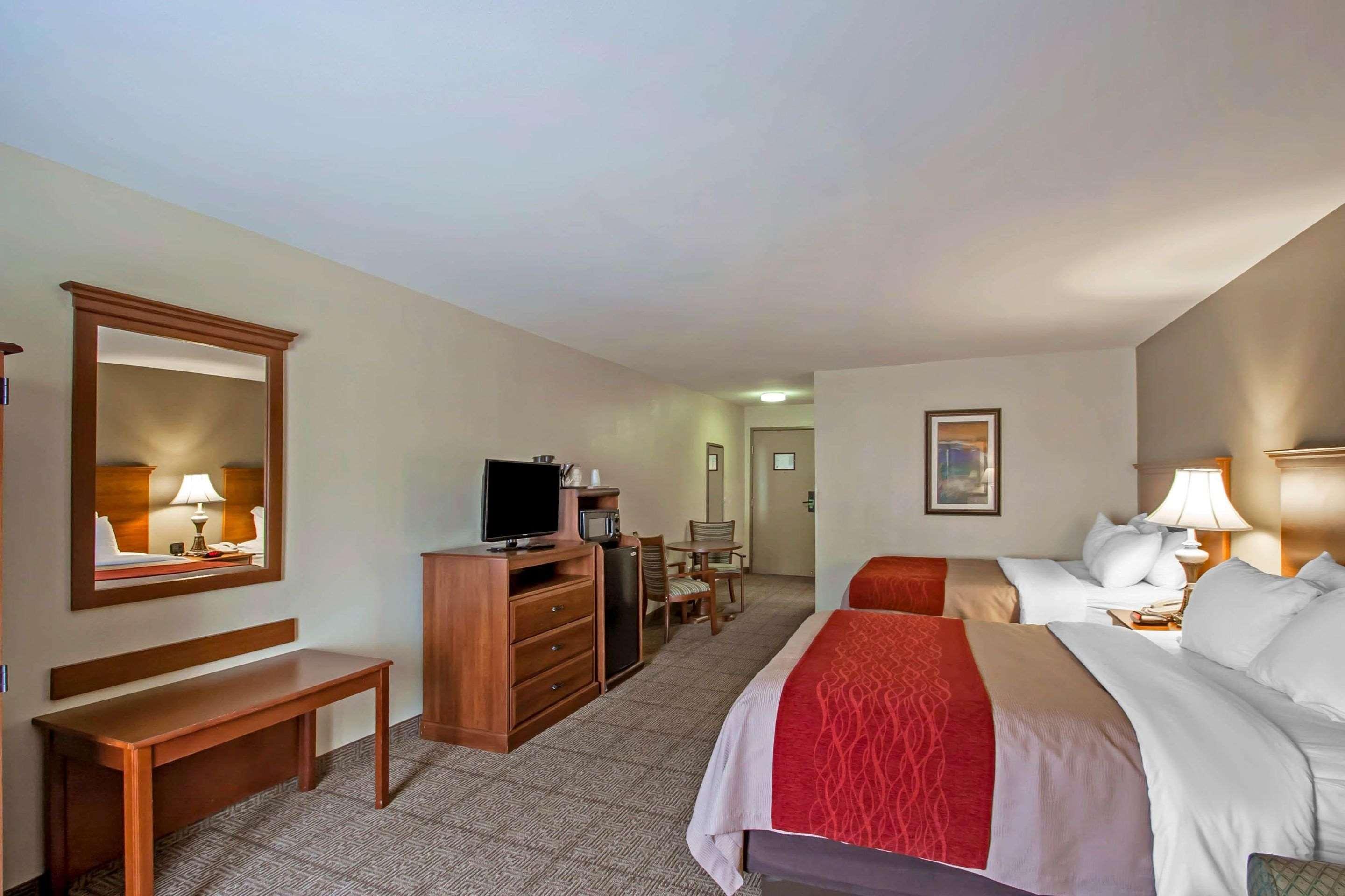 Quality Inn & Suites Germantown North Buitenkant foto